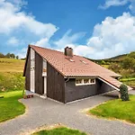 Geraeumiges Mit Privater Terrasse Дом отдыха