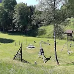 Дом отдыха Geraeumiges Mit Privater Terrasse