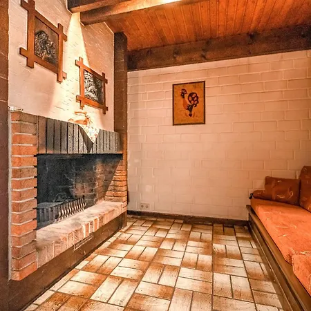 Geraeumiges Mit Privater Terrasse Casa de Férias *