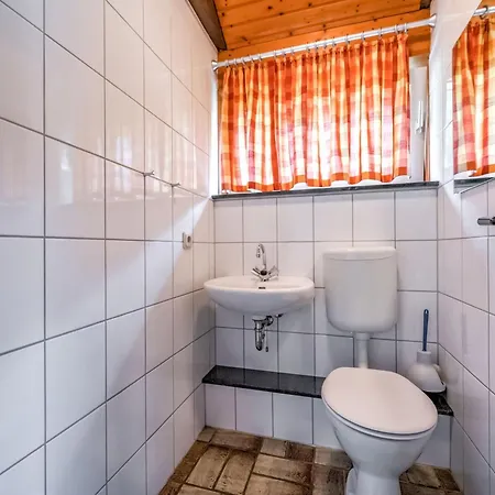 Geraeumiges Mit Privater Terrasse بيت للعطل سشمالنبرغ