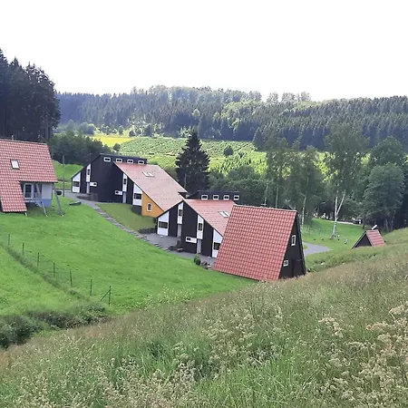 Geraeumiges Mit Privater Terrasse Casa de Férias