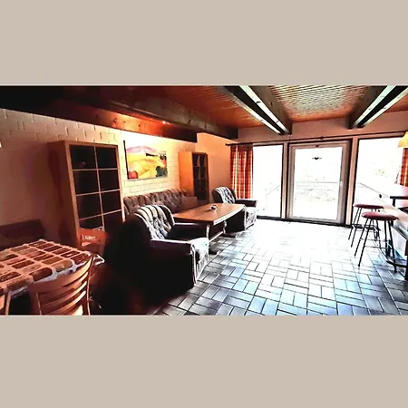 בית נופש Geraeumiges Mit Privater Terrasse שמאלנברג