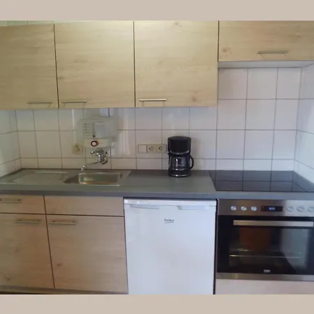 Geraeumiges Mit Privater Terrasse بيت للعطل *